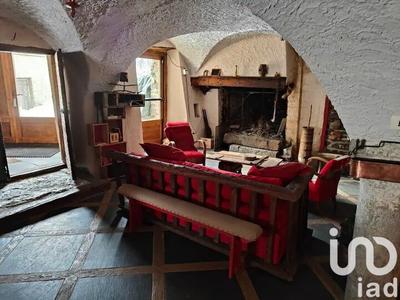 Maison - 261 m² - 9 pièces