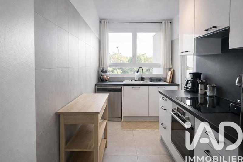Appartement - 79 m² - 4 pièces