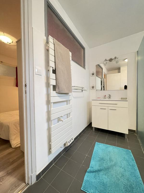 Maison - 220 m² - 9 pièces