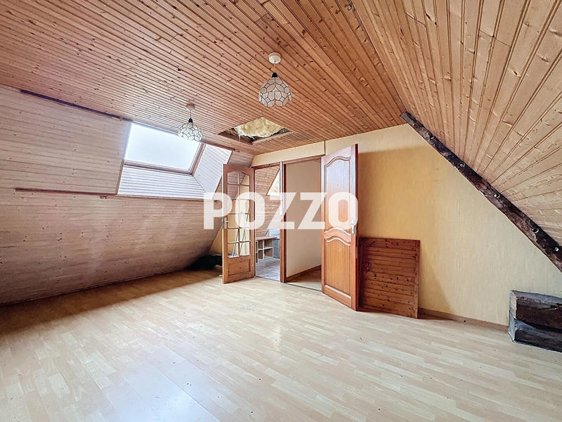 Maison - 104 m² - 5 pièces