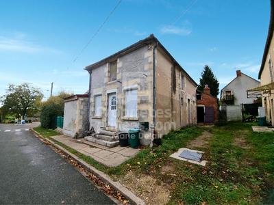 Maison - 90 m² - 3 pièces