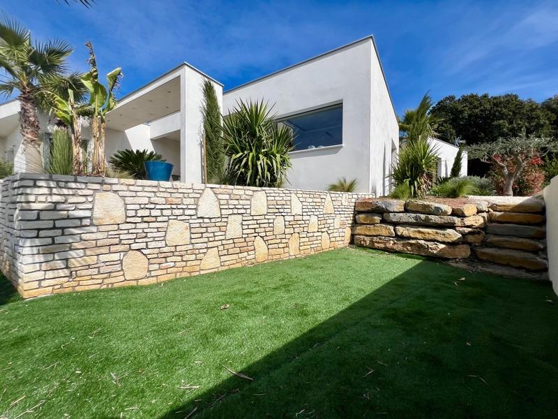 Maison - 150 m² - 5 pièces