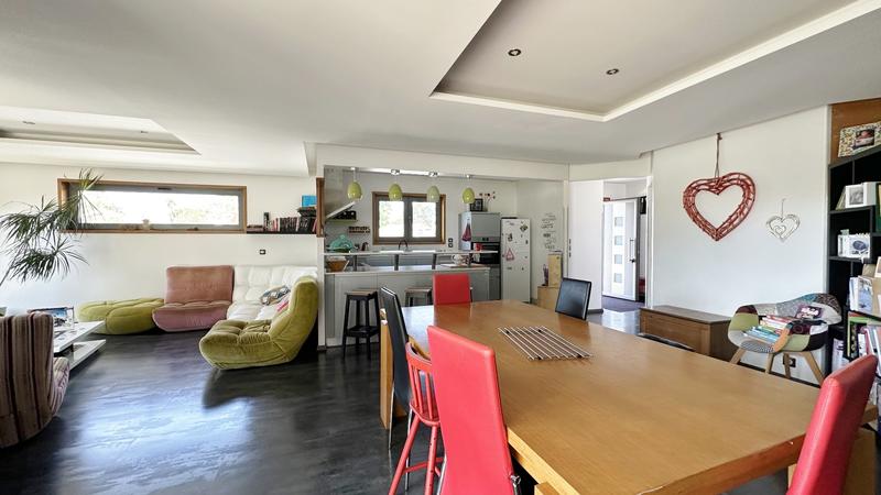 Maison contemporaine - 129 m² - 4 pièces