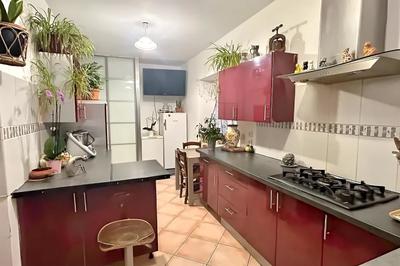 Maison - 298 m² - 9 pièces