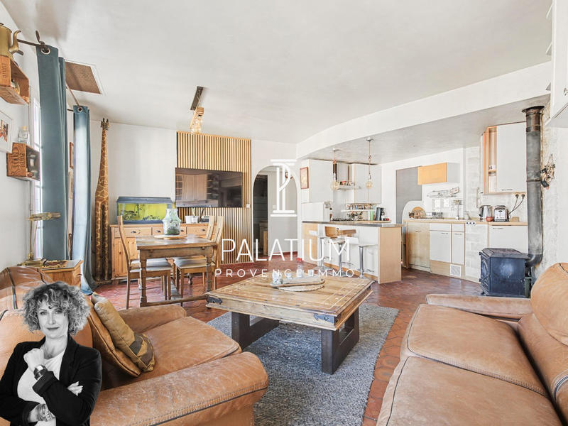 Appartement - 81 m² - 4 pièces