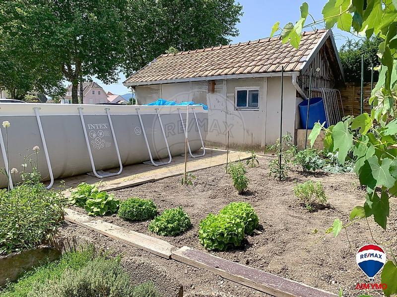 Maison - 93 m² - 5 pièces