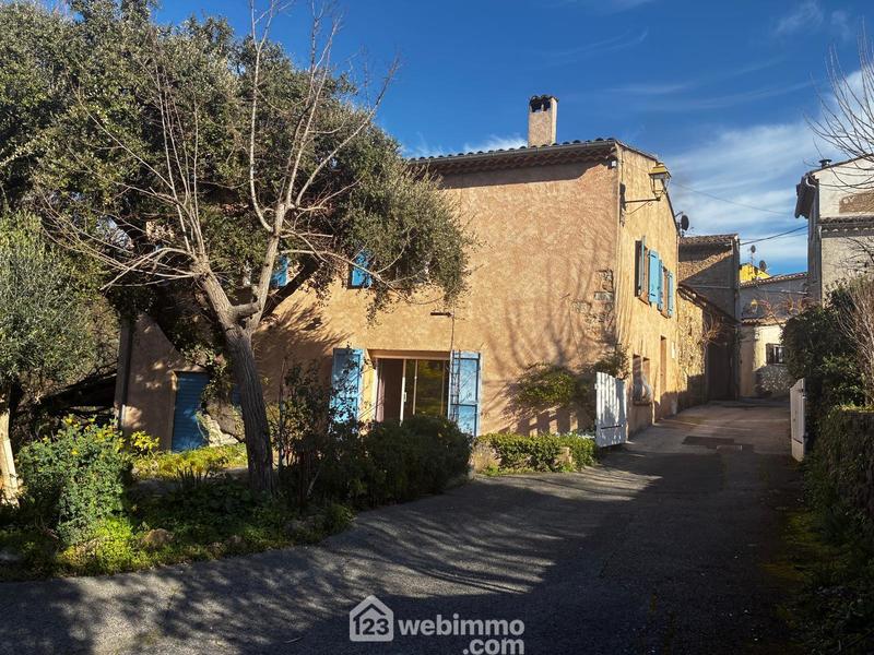 Villa - 121 m² - 6 pièces