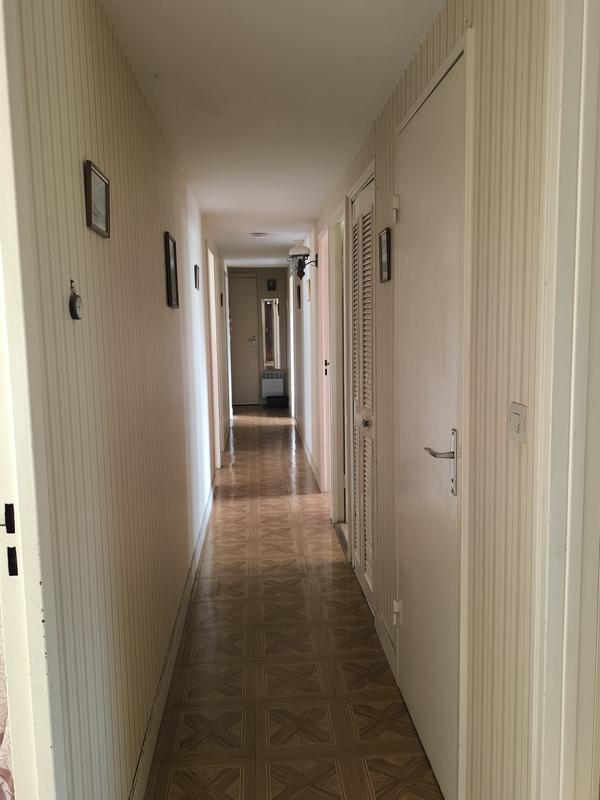 Maison - 94 m² - 5 pièces