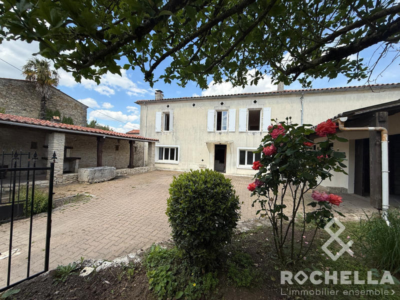 Maison ancienne - 170 m² - 6 pièces