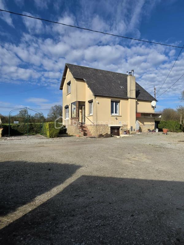 Maison - 80 m² - 4 pièces