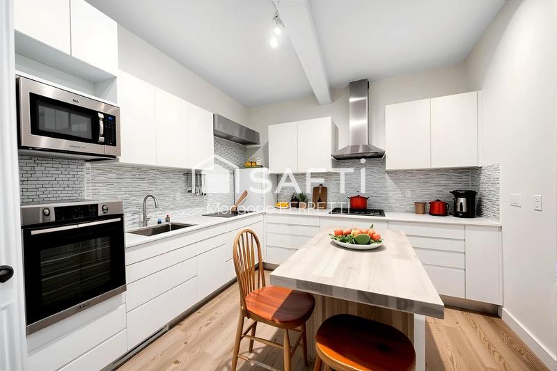 Maison - 250 m² - 7 pièces