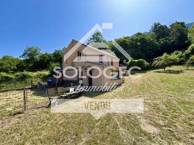 Maison - 81 m² - 3 pièces