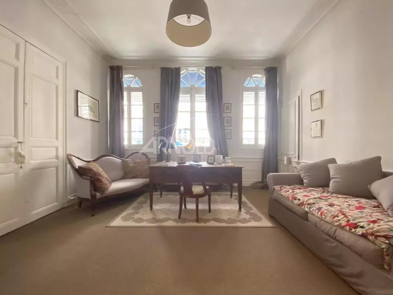 Appartement - 108 m² - 4 pièces