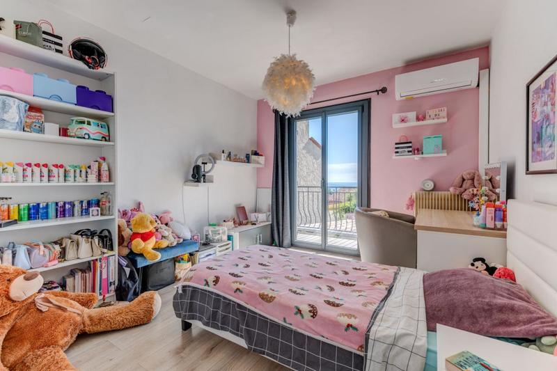 Maison - 114 m² - 4 pièces