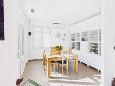 Maison - 183 m² - 5 pièces