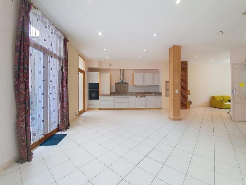 Maison bourgeoise - 193 m² - 6 pièces