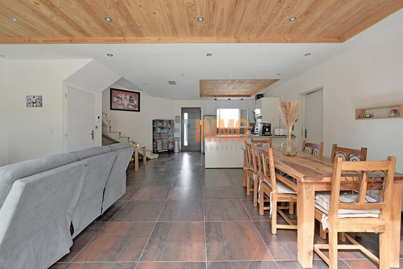 Villa - 106 m² - 5 pièces