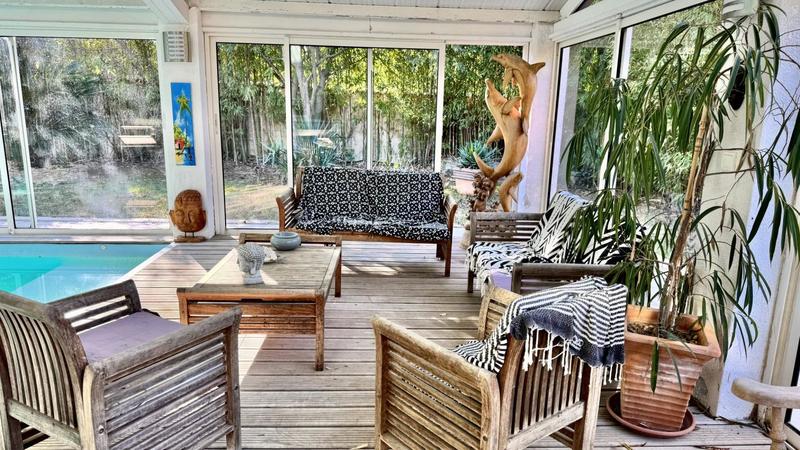 Maison - 217 m² - 7 pièces