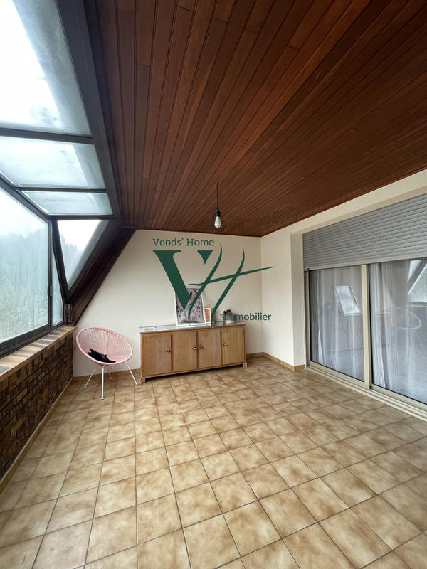 Villa - 302 m² - 10 pièces