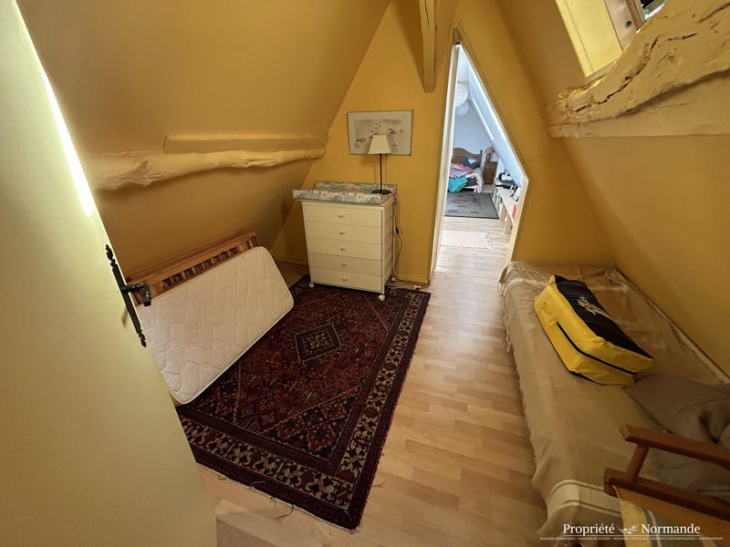 Maison - 206 m² - 9 pièces