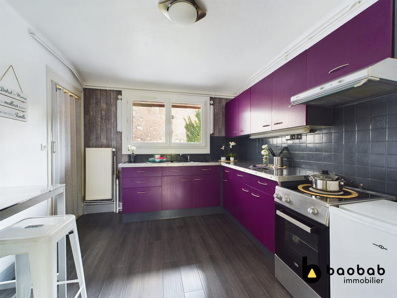 Appartement - 82 m² - 4 pièces