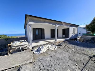 Appartement - 92 m² - 4 pièces