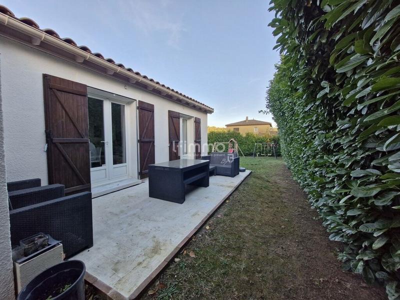 Maison - 90 m² - 4 pièces