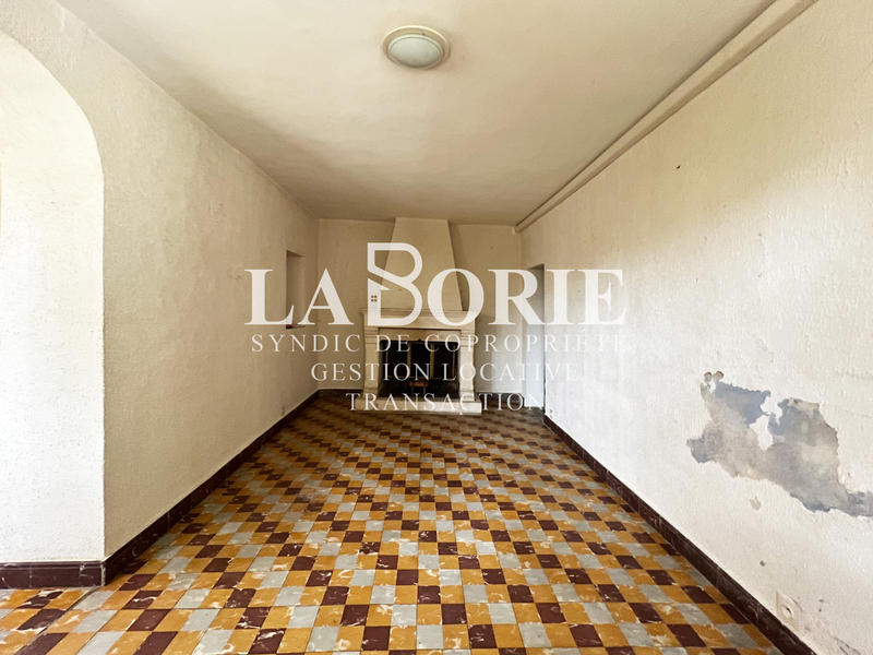 Mas - 179 m² - 7 pièces