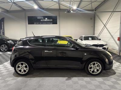 Alfa Romeo MiTo Phase 1 1.4 t-Jet 16v 155 cv Distinctive