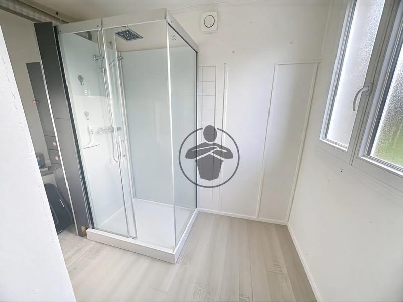 Maison - 165 m² - 6 pièces