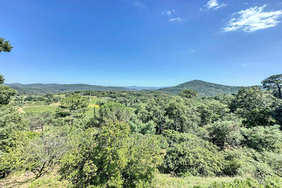 Villa - 180 m² - 6 pièces