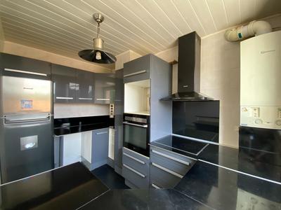 Appartement - 60 m² - 4 pièces