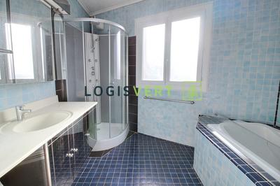 Maison - 102 m² - 4 pièces