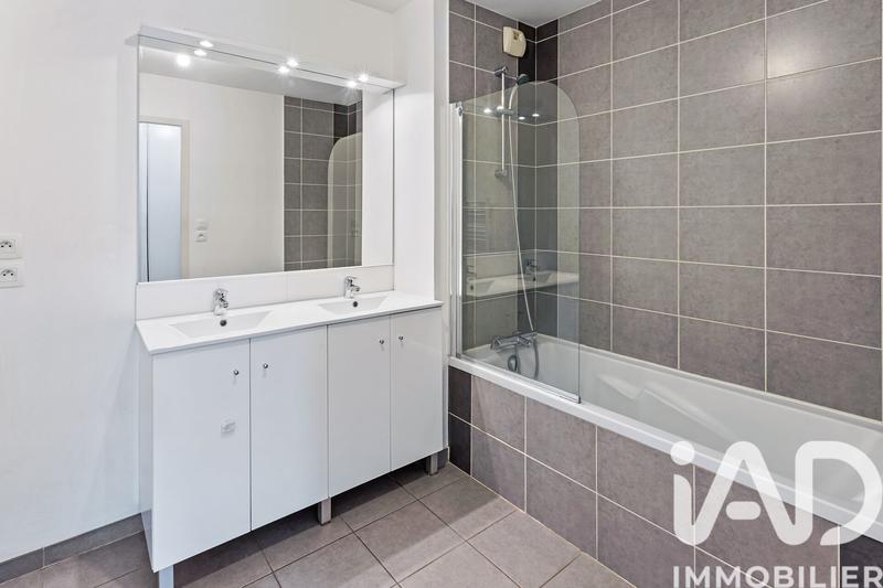 Appartement - 84 m² - 4 pièces