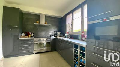 Maison - 230 m² - 5 pièces