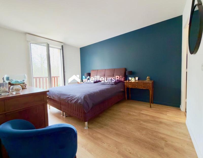 Maison - 197 m² - 8 pièces