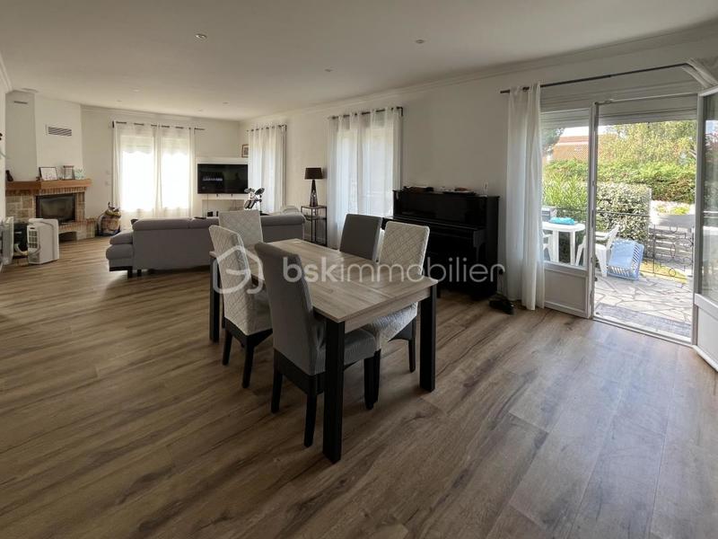 Maison - 142 m² - 4 pièces