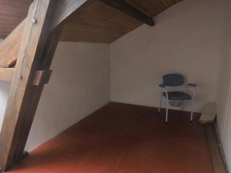 Maison traditionnelle - 230 m² - 8 pièces