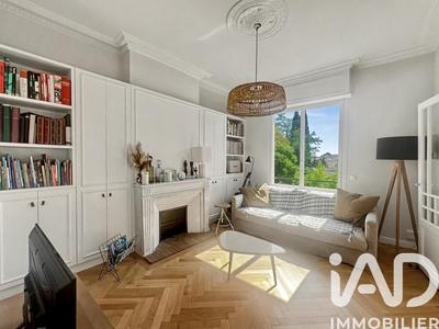 Appartement - 110 m² - 4 pièces