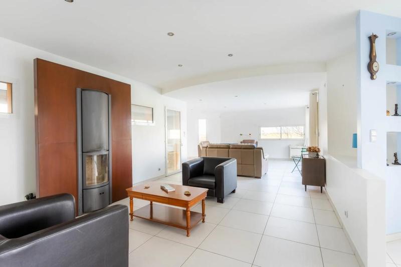 Maison d'architecte - 320 m² - 9 pièces