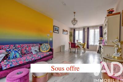 Maison - 84 m² - 5 pièces