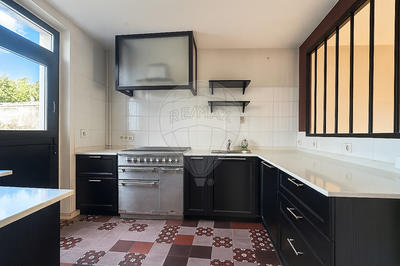 Demeure - 120 m² - 6 pièces