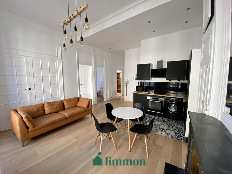 Appartement - 72 m² - 4 pièces