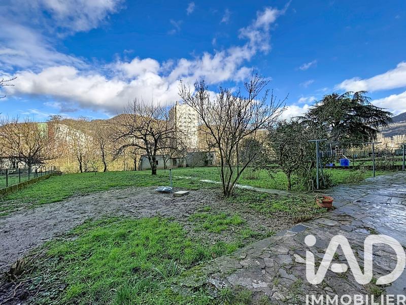 Maison - 122 m² - 5 pièces