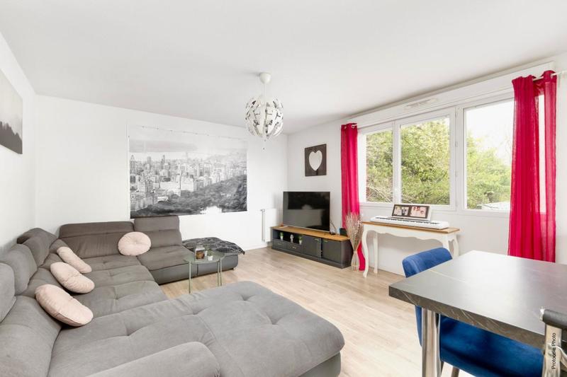 Appartement - 90 m² - 4 pièces