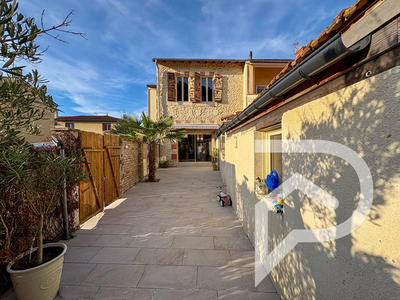 Maison - 95 m² - 4 pièces