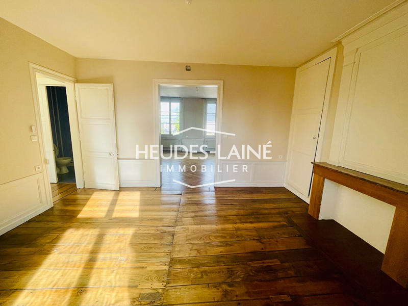 Appartement - 105 m² - 4 pièces