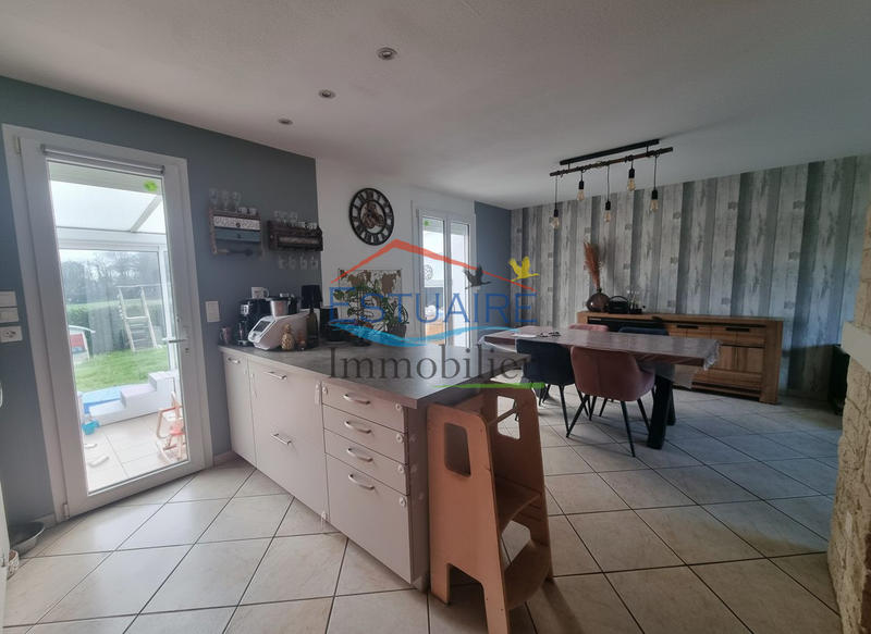 Maison - 101 m² - 5 pièces