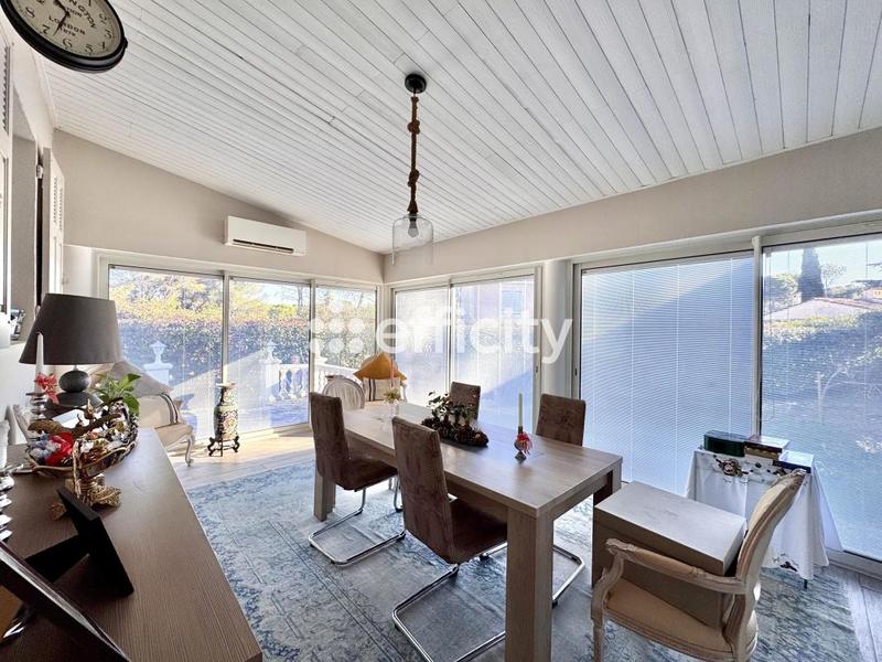 Villa - 130 m² - 5 pièces