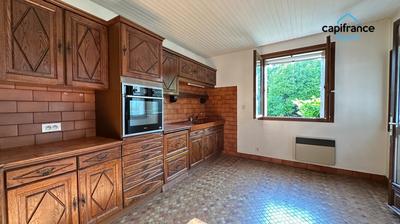 Maison - 180 m² - 7 pièces